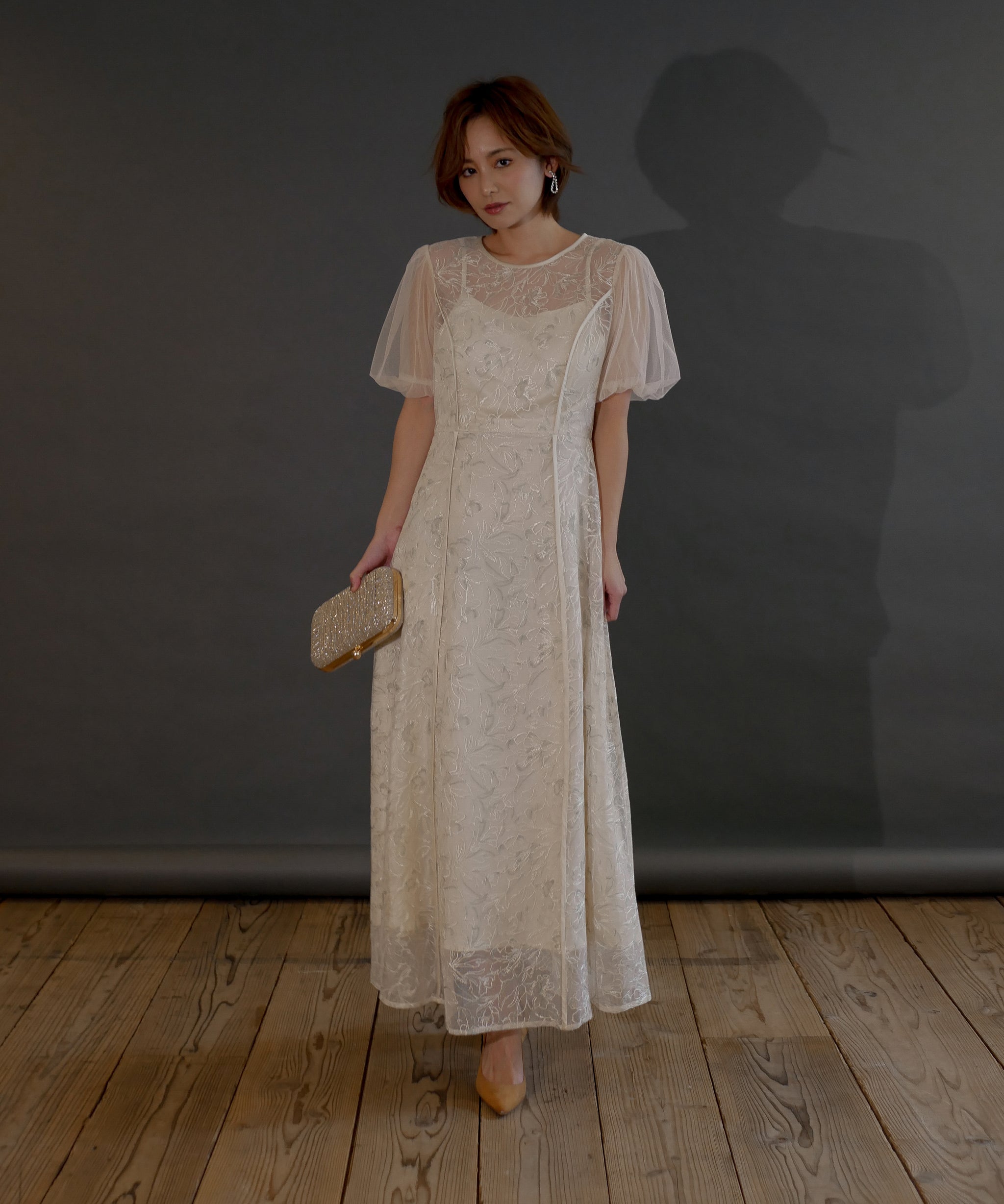モデルサイズ：160cm B84 W61 H84 / 着用：アイボリー S
