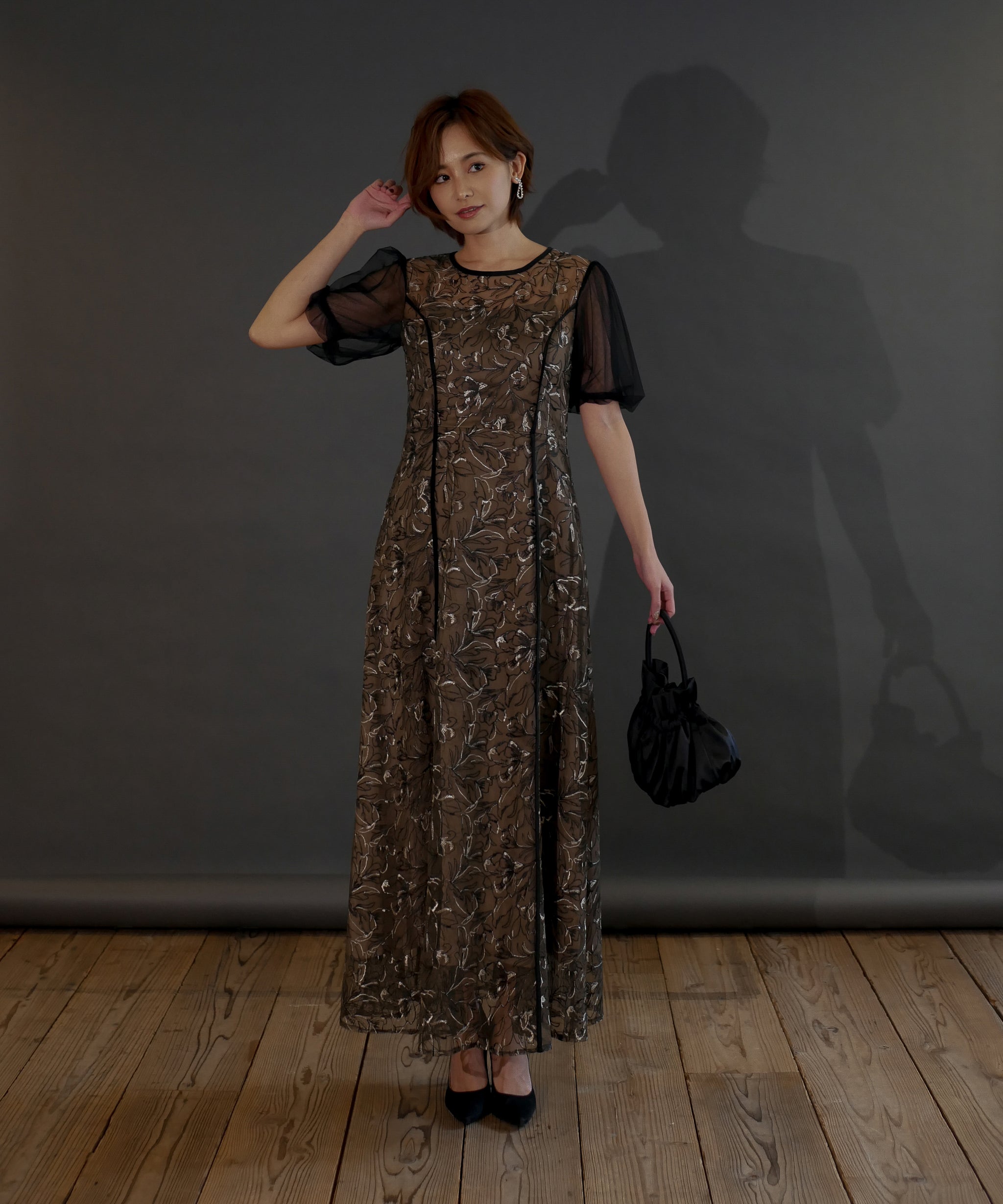 PUFF SLEEVE LACE DRESS