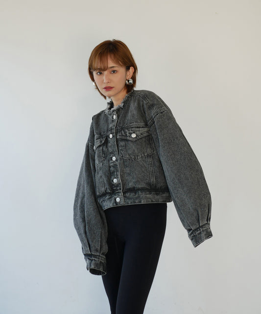 モデルサイズ：160cm B84 W61 H84 / 着用：ブラック