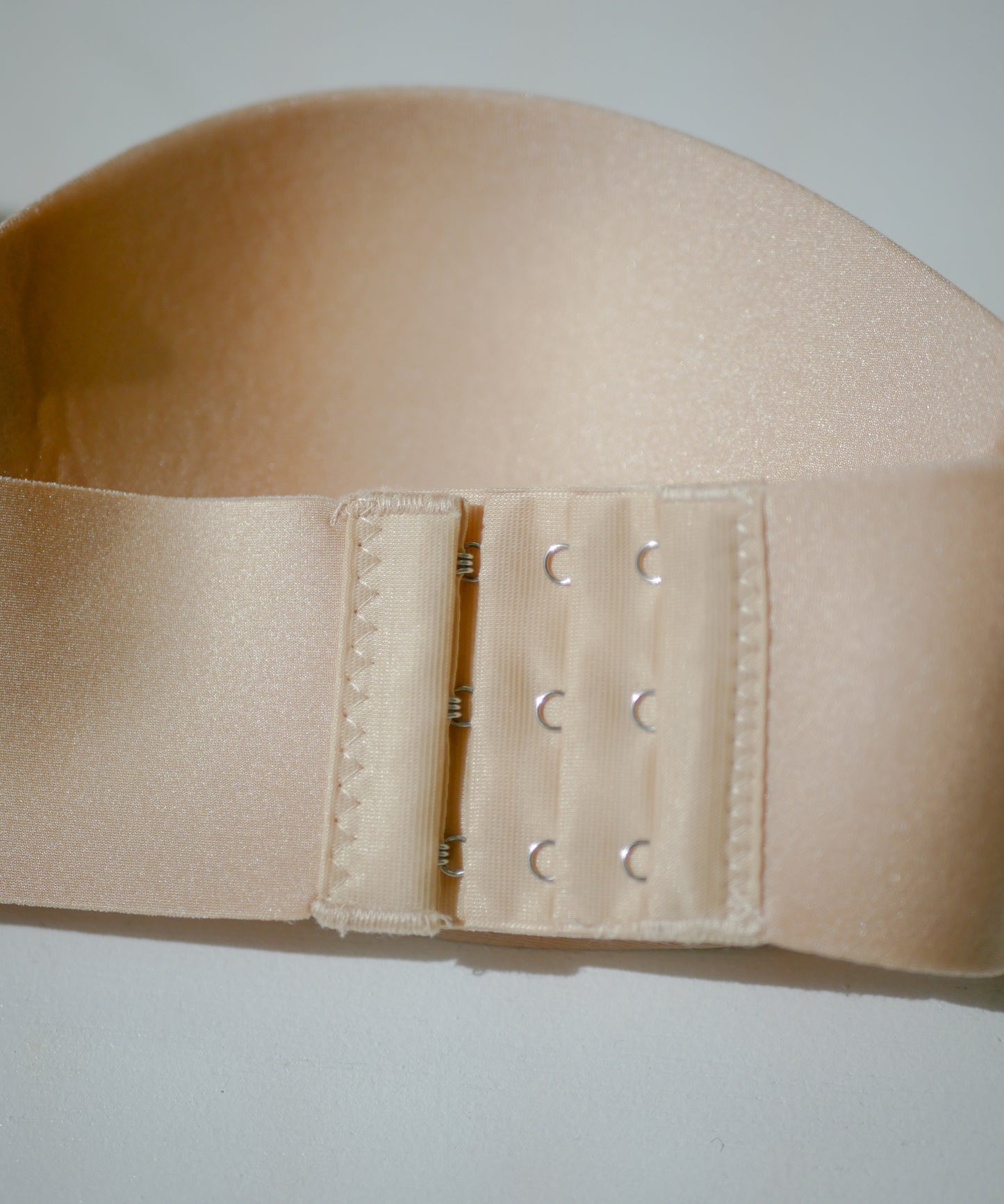 STRAPLESS  BRA