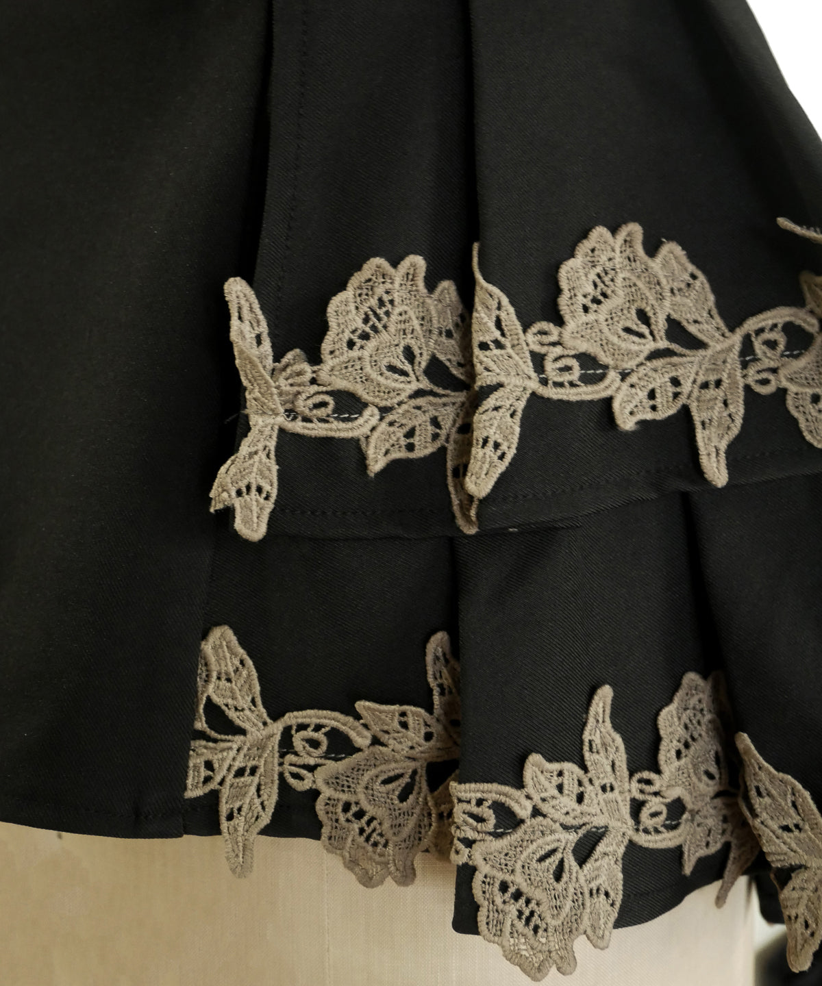 POINT LACE PANTS SET UP