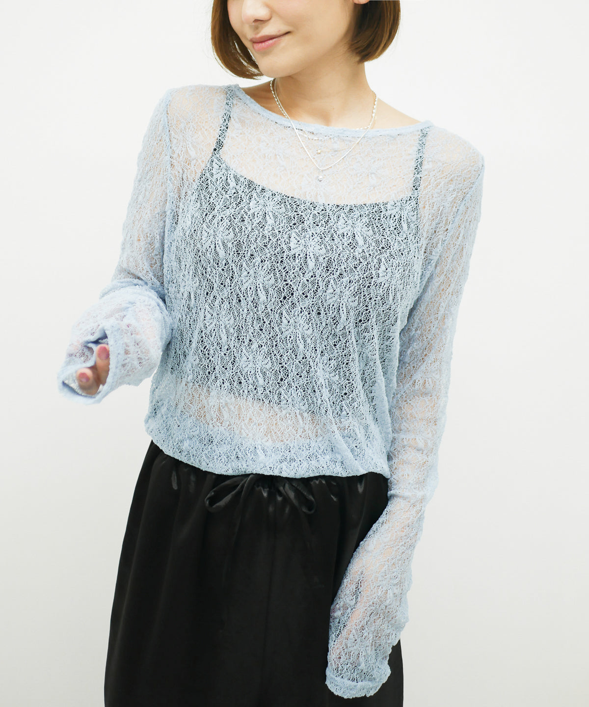 LACE GATHER TOP