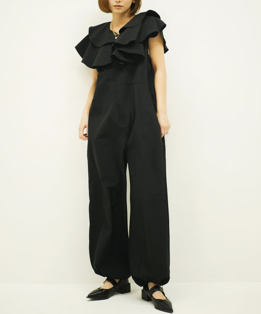 モデルサイズ：160cm B84 W61 H84 / 着用：ブラック