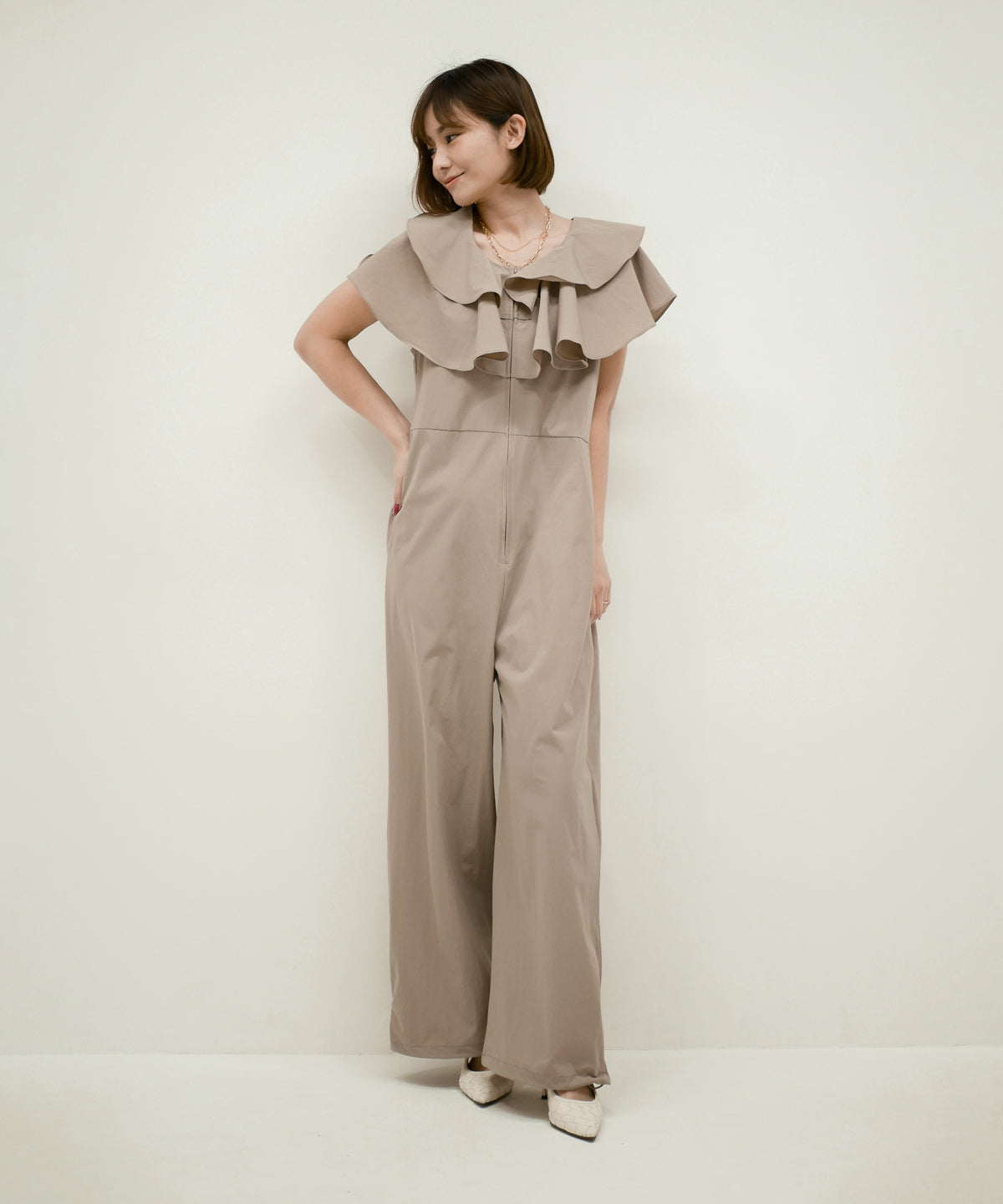 モデルサイズ：160cm B84 W61 H84 / 着用：モカベージュ