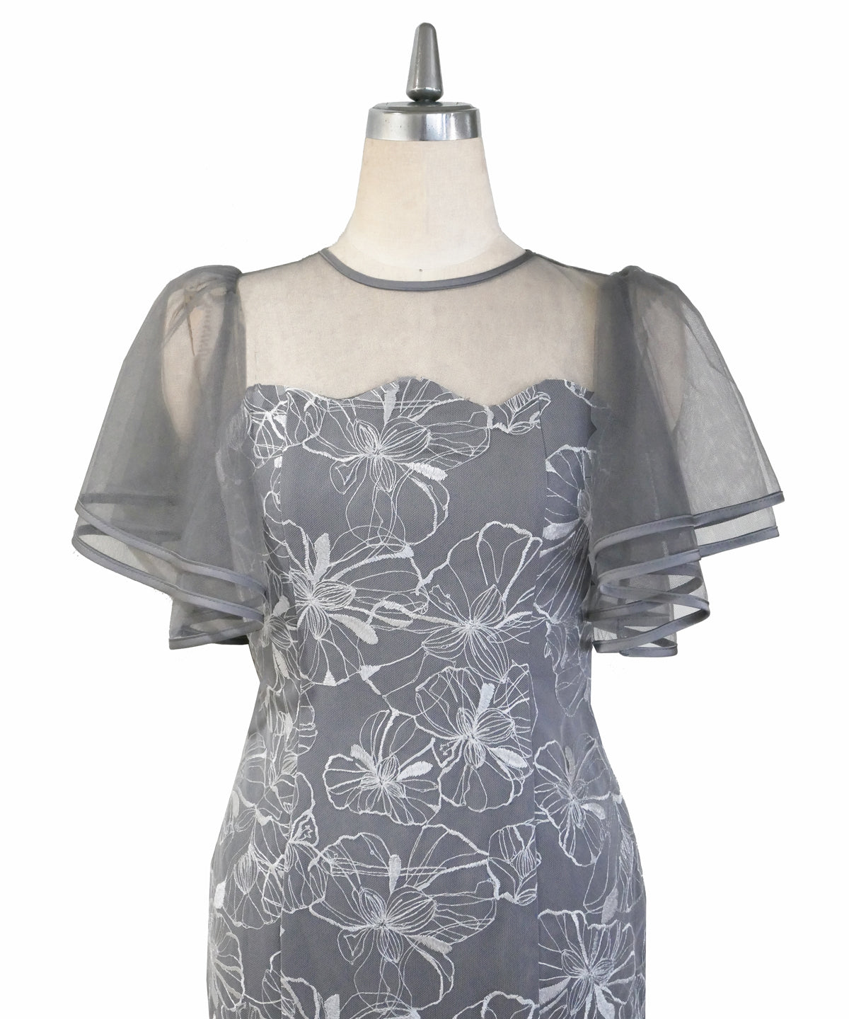 FLARE SLEEVE LACE DRESS