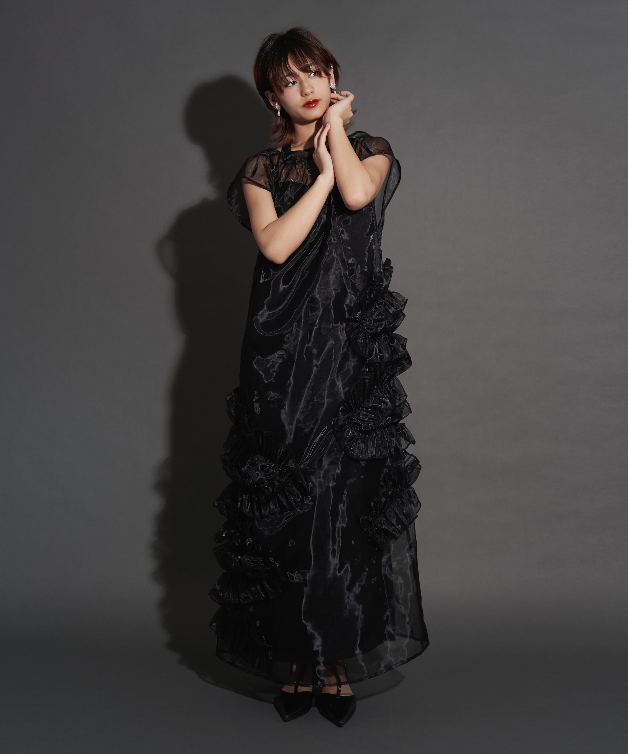 モデルサイズ：162cm B80 W59 H83 / 着用：ブラック M 