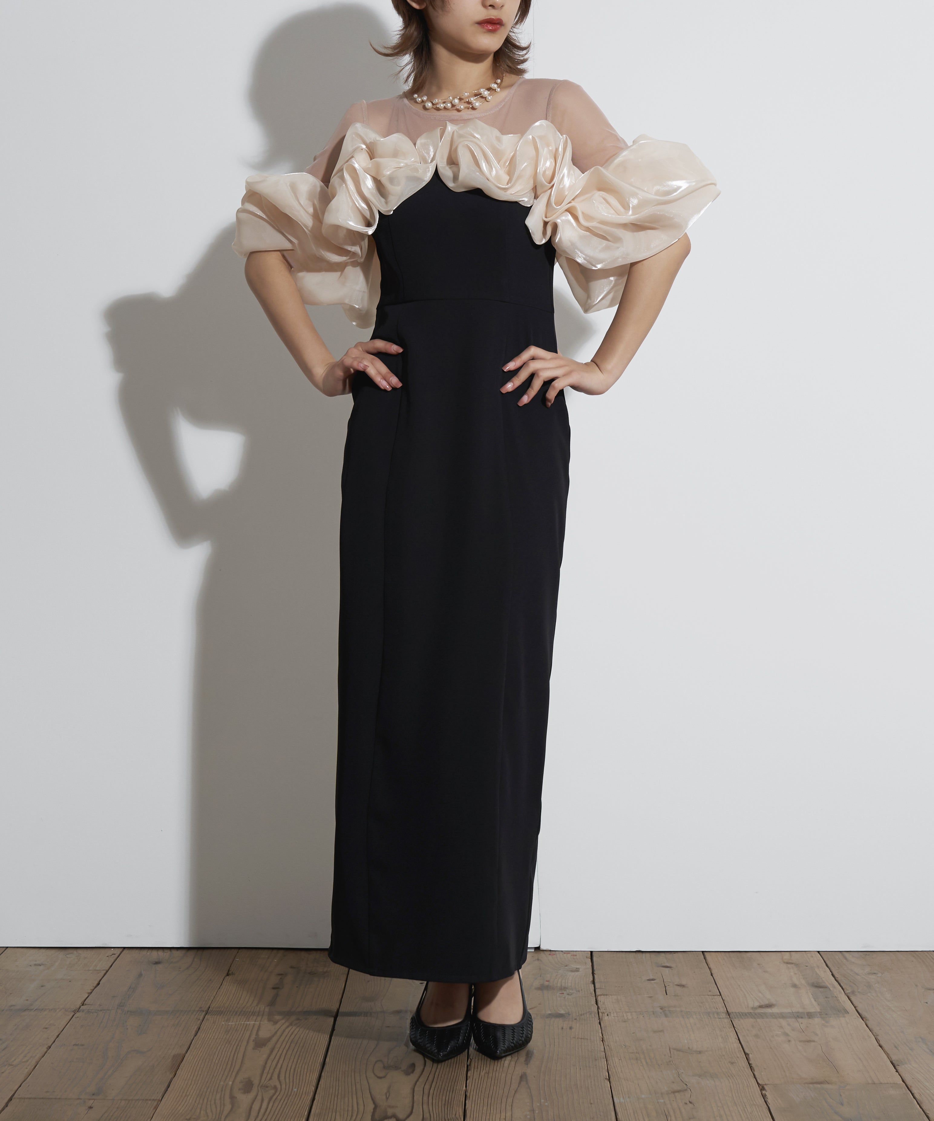 VOLUME RAFFLE DRESS
